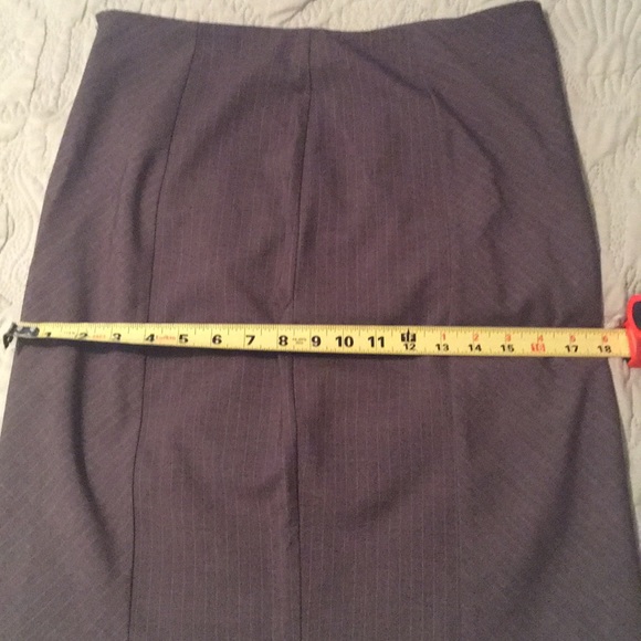 NWT NY&Co size 8 skirt with side slit - Picture 5 of 8